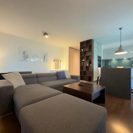 Wroclavia Spacious By Bookinghost * 브로츠와프