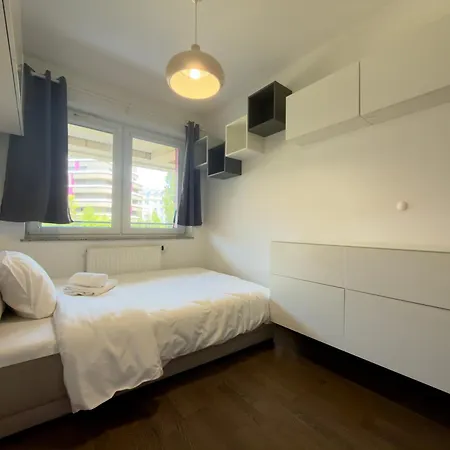 Wroclavia Spacious By Bookinghost * 브로츠와프