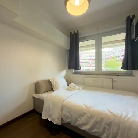 Wroclavia Spacious By Bookinghost Wroclaw